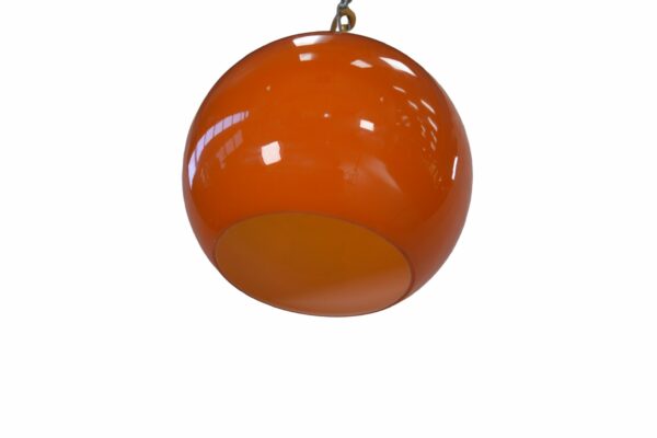 Lot de 9 suspensions boules design en opaline orange 1970's