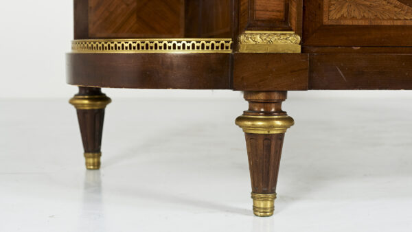 Enfilade de style Louis XVI réalisée vers 1830 par la Maison Krieger