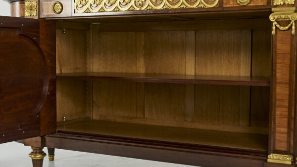 Enfilade de style Louis XVI réalisée vers 1830 par la Maison Krieger