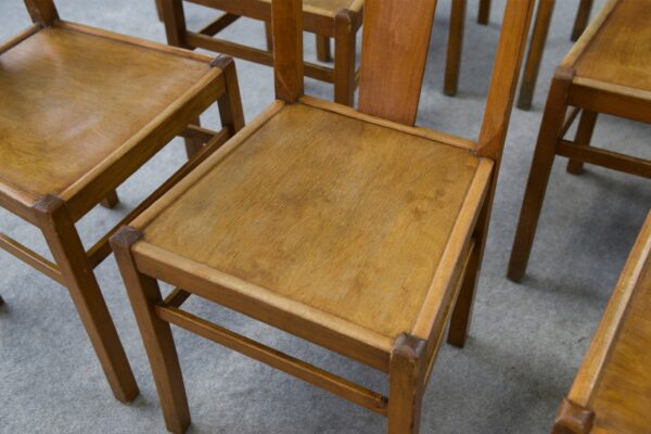 Ensemble de 10 chaises bistrot en hêtre 1950's