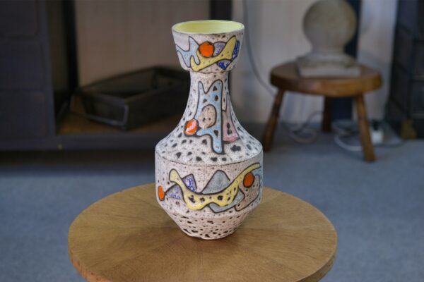 Vase en céramique par Marius Bessone à Vallauris 1950's
