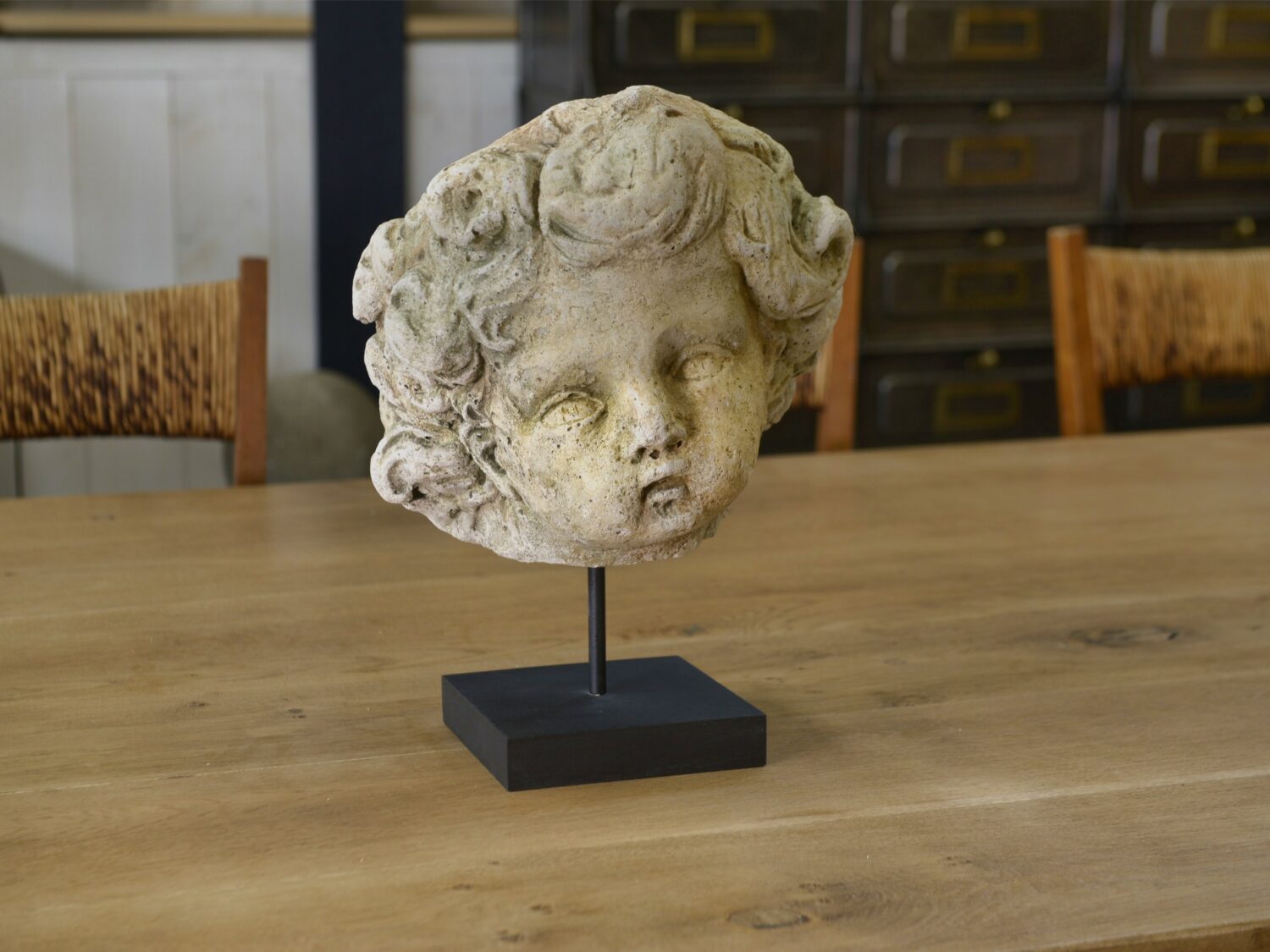 Sculpture en pierre reconstituée style antique XXème