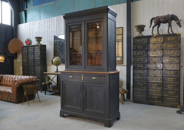Buffet 2 corps 2 portes 2 tiroirs en pin 1900's