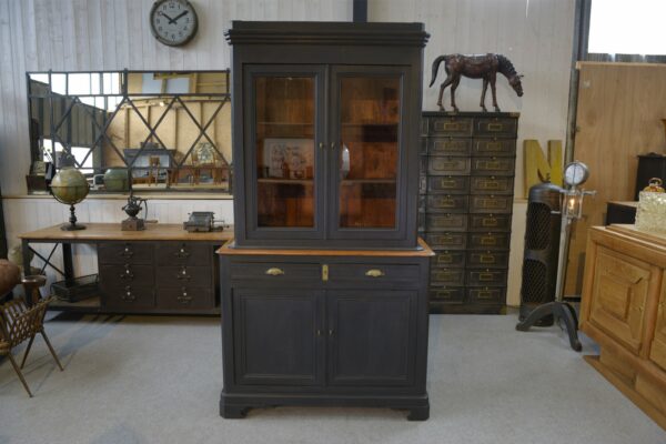 Buffet 2 corps 2 portes 2 tiroirs en pin 1900's