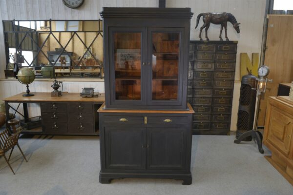 Buffet 2 corps 2 portes 2 tiroirs en pin 1900's