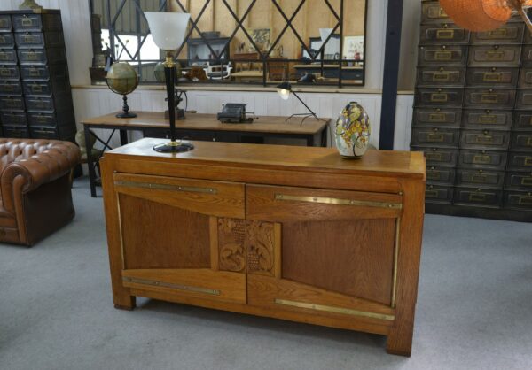 Buffet en chêne massif Art déco par Henri Bonjour 1930's