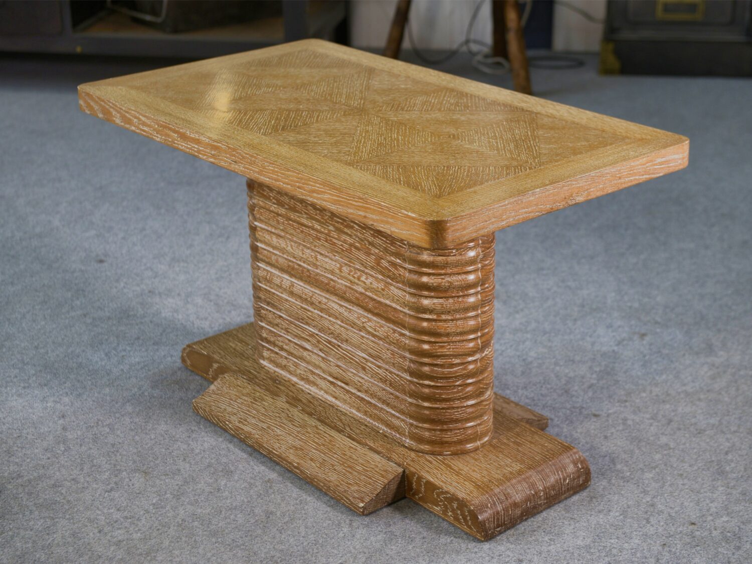 Table d'appoint en chêne massif attribué à Gaston Poisson 1960's